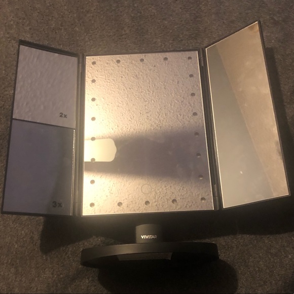 Vivitar LED vanity mirror - Picture 4 of 5